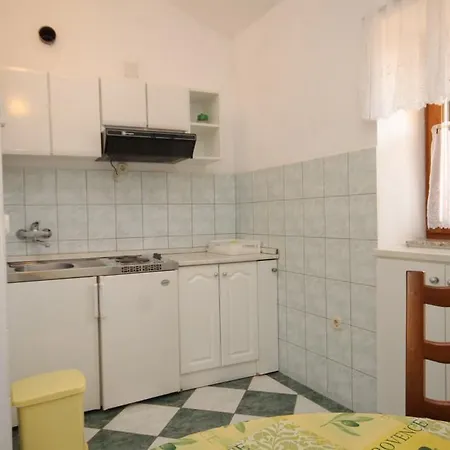 8293c Apartment